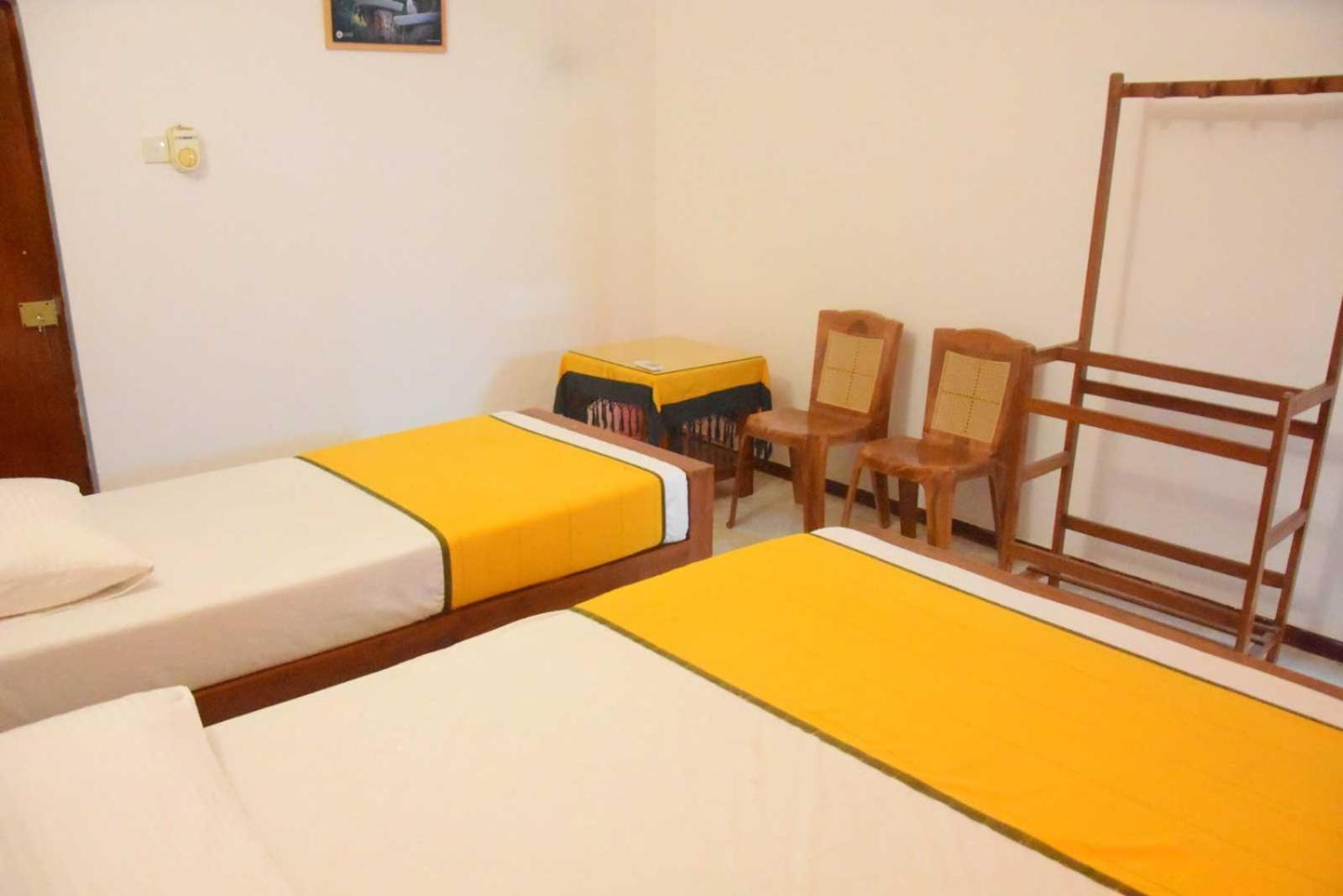 Yellow Birds Resort Анурадхапура Экстерьер фото