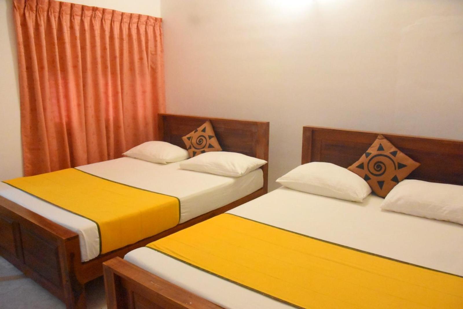 Yellow Birds Resort Анурадхапура Номер фото